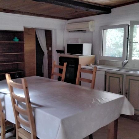 Cabanon 50M2 Villa Meounes-les-Montrieux Exterior foto
